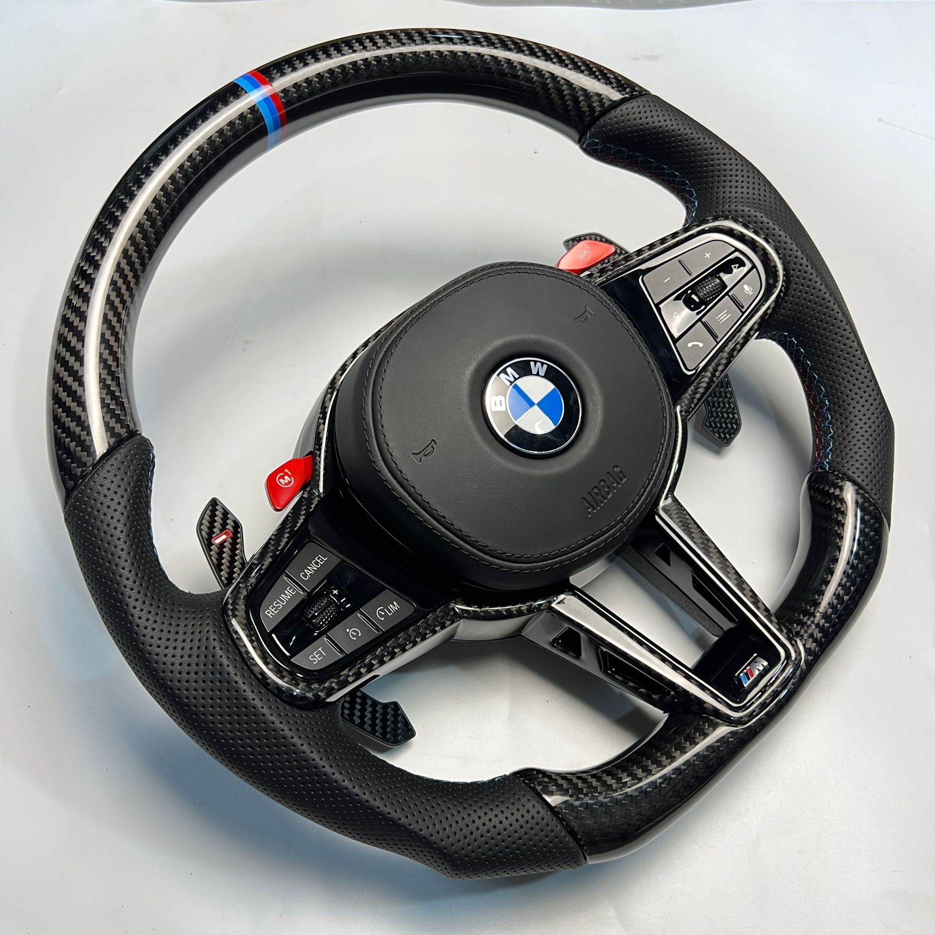 Applicable to BMW G20 G22 G80 G87 M2 M3 M4 old modified new CS real carbon fiber steering wheel assembly