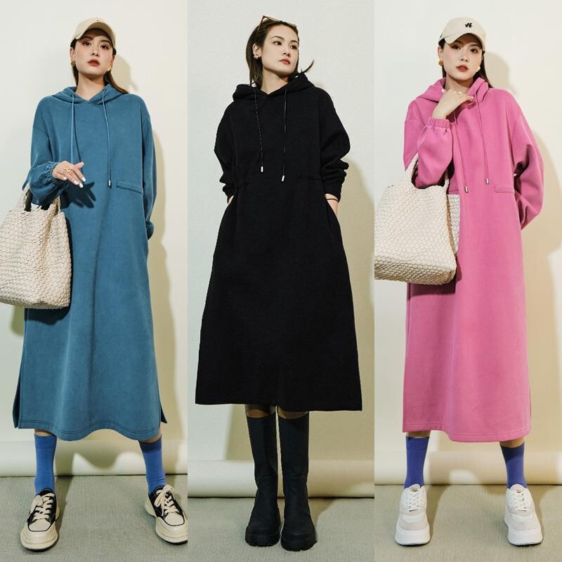 Blue Rouge Sweater Dress Fleece-lined Hooded Loose Mid-length Dress for Autumn and Winter Women Blue Rouge Sweater Dress Fleece-lined Hooded Loose Mid-length Dress for Autumn and Winter Women