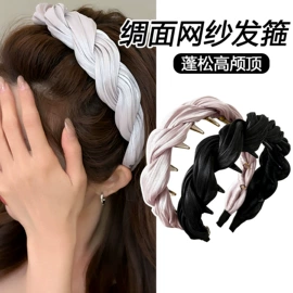 项链;耳钉;耳环