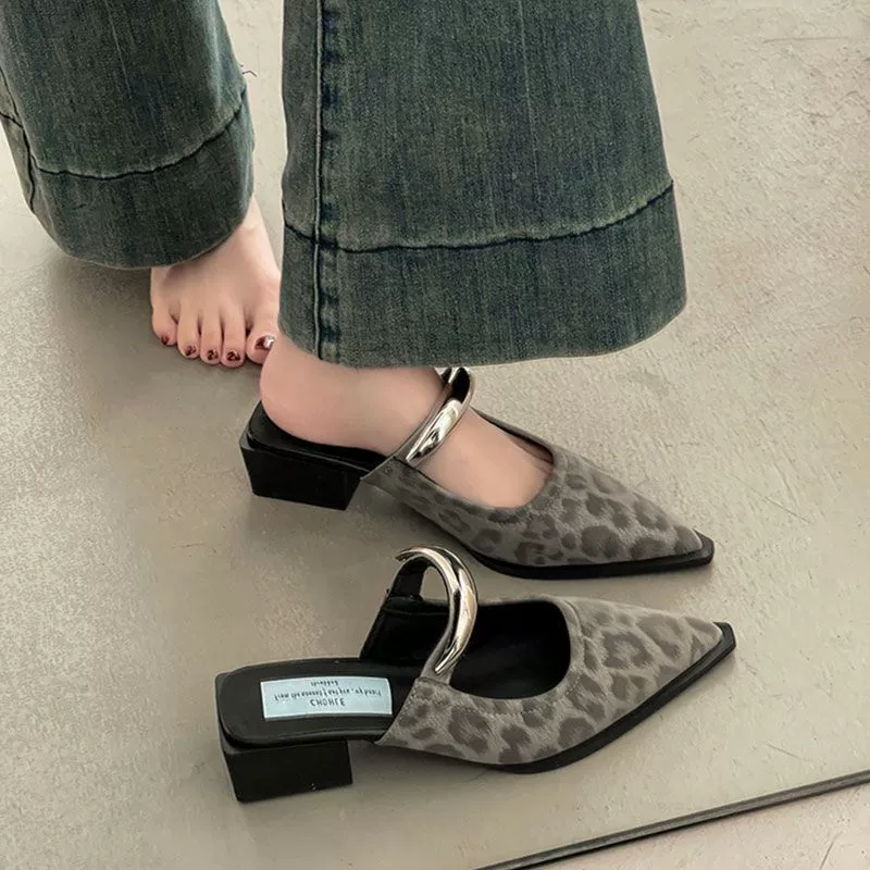 2026 Pointed toe полупальцы носок-носок сандалии мюли обувь без застежки для ленивых носить новый стиль городской толстый каблук