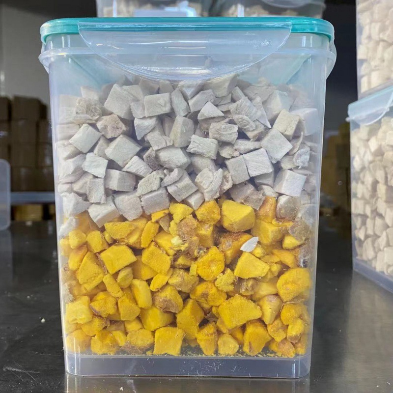 (폭발) 닭고기 670 g + 달걀 노른자