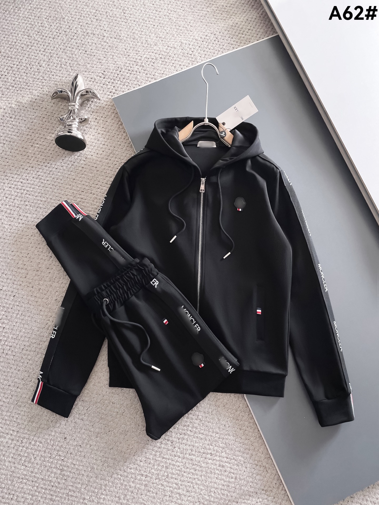 Black a62 / M