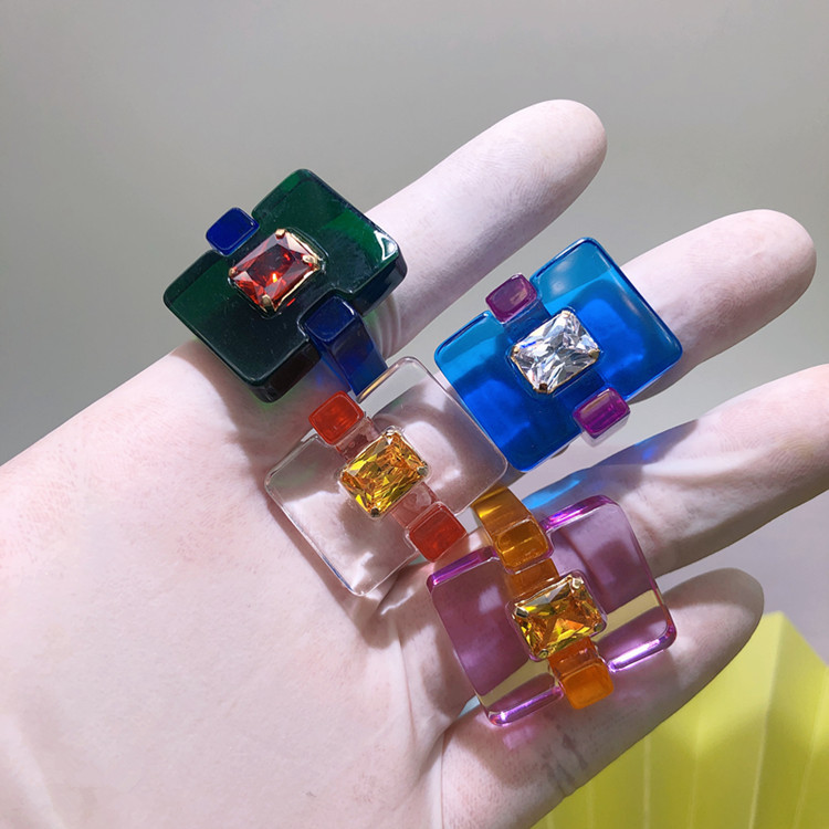 Wholesale Jewelry Retro Square Arylic Resin Acetic Acid Zircon Inlay Rings display picture 1