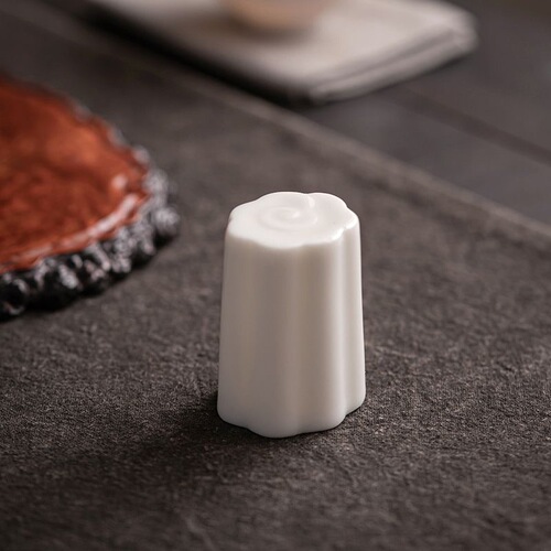 Ceramic lid holder Kung Fu tea set Chinese tea ceremony accessories mutton fat jade white porcelain simple lid holder teapot lid holder