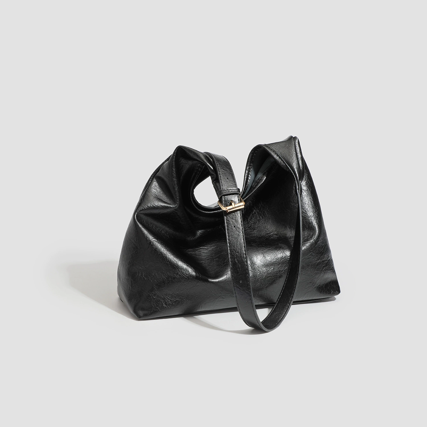 (Cross-border trading), retro capacious one-shoulder bag