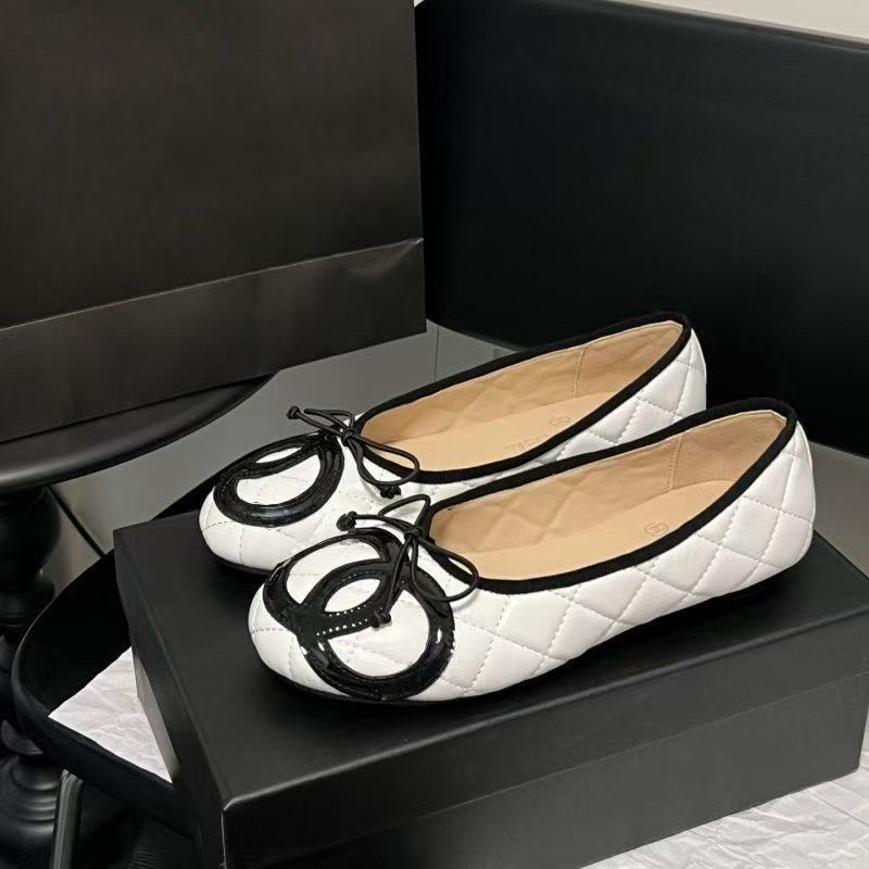 Zapatos de mujer poco profundos primavera y otoño nuevos pequeños arcos de viento de diamante zapatos de ballet de mujer retro plana no cansar los pies