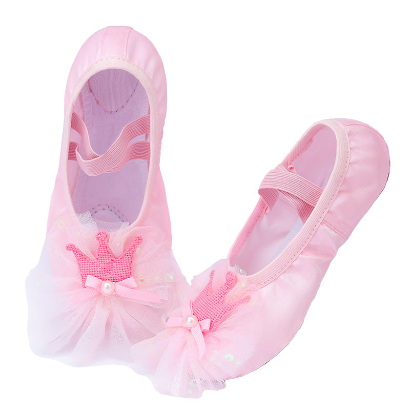Zapatos de baile suaves sin lazos antideslizantes y resistentes al desgaste para niños pequeños, satén especial para la princesa para niñas