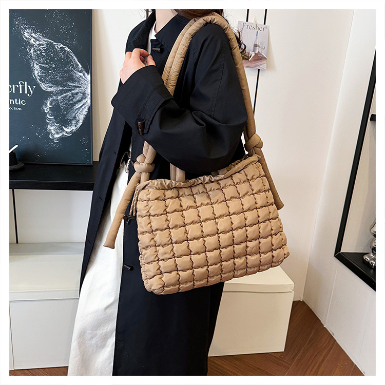 762g Weight Polyester Lining Material Sewing Thread Fashion Element Magnetic Buckle Closure Type Single Shoulder Strap Strap Type Tote Bag Bags Type Daily, Street, Shopping Occasion Nylon Material Solid Color Pattern Autumn&Winter Season Women's Gender Elegant, Classic Style Style Square Shape Medium Size Women's Medium Nylon Solid Color Elegant Classic Style Sewing Thread Square Magnetic Buckle Tote Bag 6