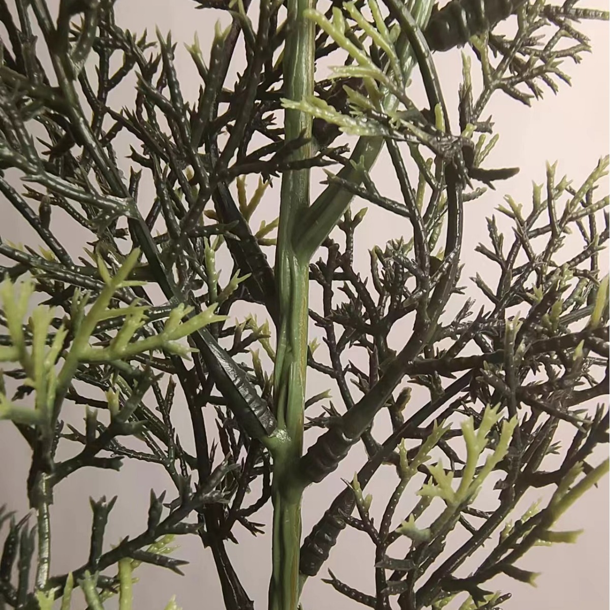 Simulación de hojas de pino y ciprés al por mayor de plástico ramas de pino y ciprés decoración interior y exterior hojas de pino hojas de árbol de navidad hojas individuales