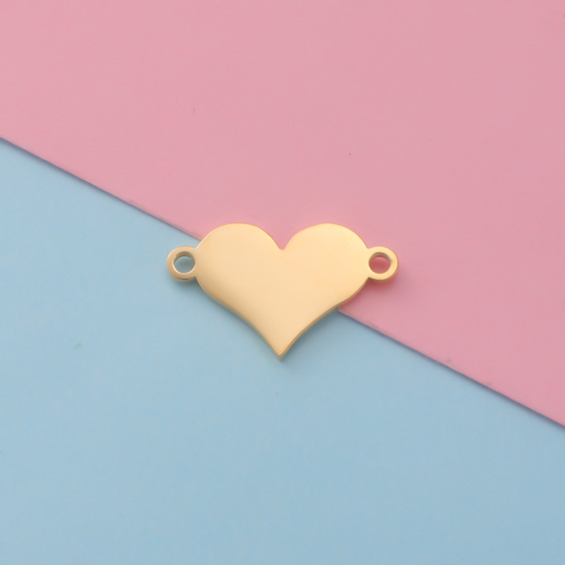 1 Piece Quantity 1 Piece Stainless Steel PVD Coated 18K Gold Real Gold Plated Customization Laser Engraving Heart Shape Pendant DIY Jewelry Accessories