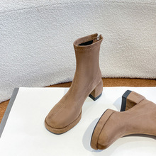 马丁靴女2023年秋冬新款潮粗跟方头短靴女绒面气质显瘦高跟靴子女