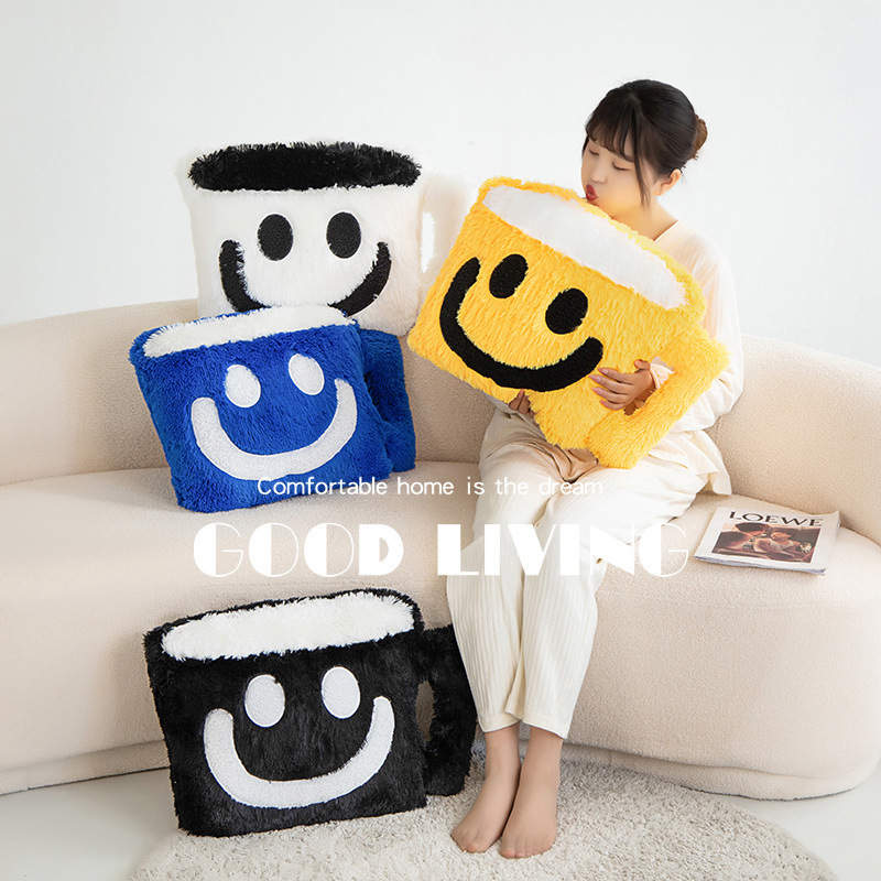 INS estilo cara sonriente taza de café almohada sofá cama cojín taza de té cojín de peluche juguete regalo de cumpleaños para compañeros de clase