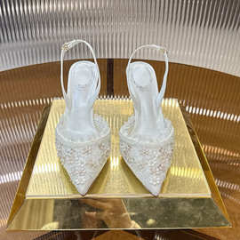 尖头花朵蕾丝婚鞋女凉鞋夏季外穿2025年新款时尚高跟一字带鞋女
