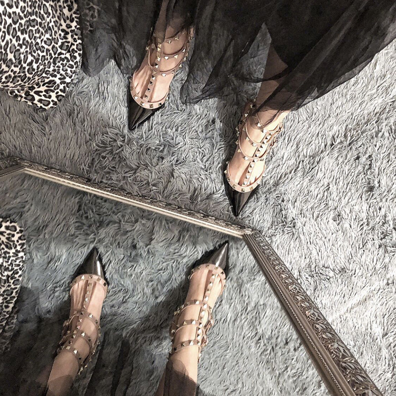 2026 Summer Fashion Shoes, Black and Nude Studded Sandals Paired with Shorts, Cool and Stylish for Commuting, Thin-Heeled High Heels 2026 Summer Fashion Shoes, Black and Nude Studded Sandals Paired with Shorts, Cool and Stylish for Commuting, Thin-Heeled High Heels