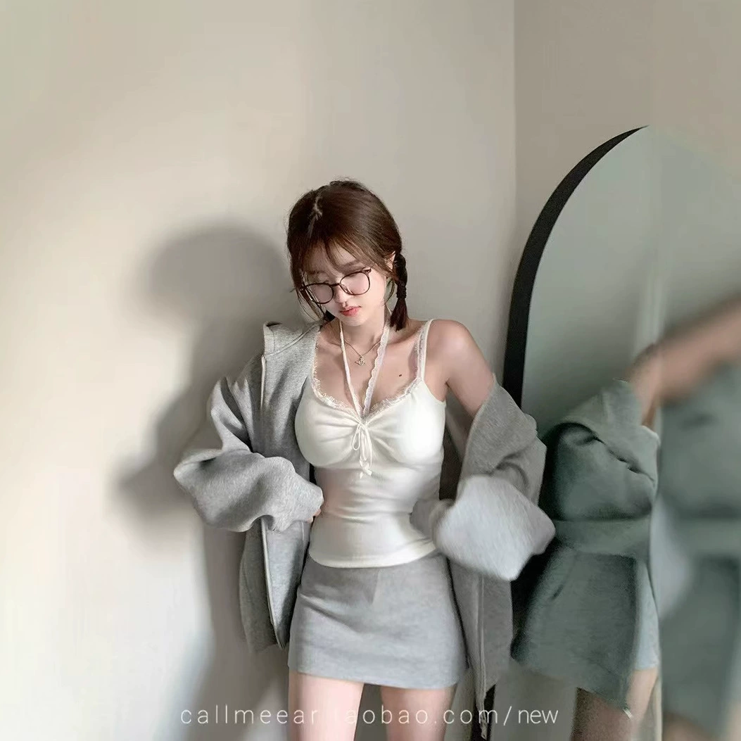 Девушка Иллюстрированная с нагрудным ковриком камзол женская кружевная сшивание осенью