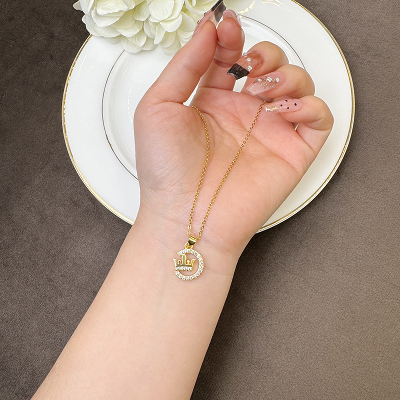 Collar de oro de arena transfronteriza vietnamita de estilo europeo y americano pendientes de corona de diamantes para mujeres lujosas no se desvanecen joyas transfronterizas de alto nivel