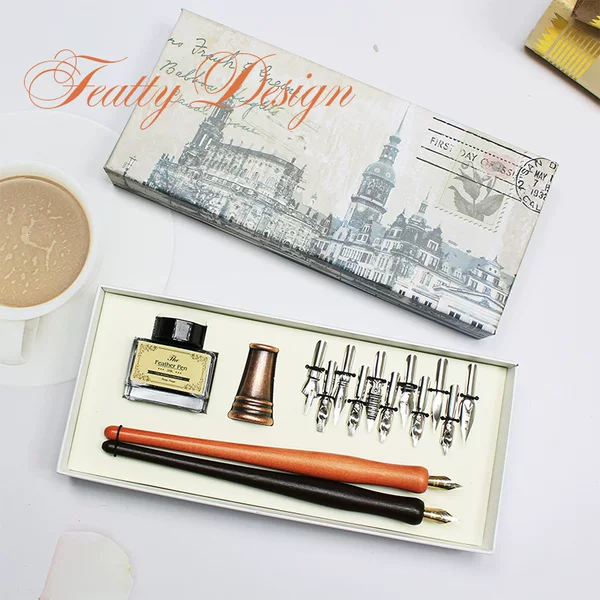 TM06-F2 comic dip pen suit containing 2 wooden pens black ink 11 tips Hook pen English Flower Body