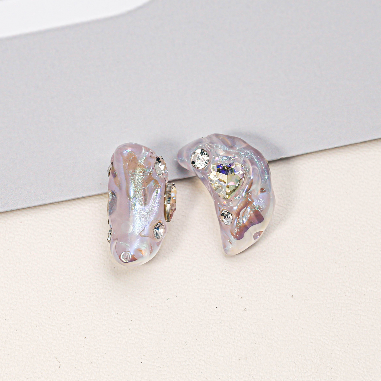 Haijia hielo belleza agujero recto diamante Luna ZIRCON cristal DIY teléfono móvil cadena joyería colgante Accesorios al por mayor