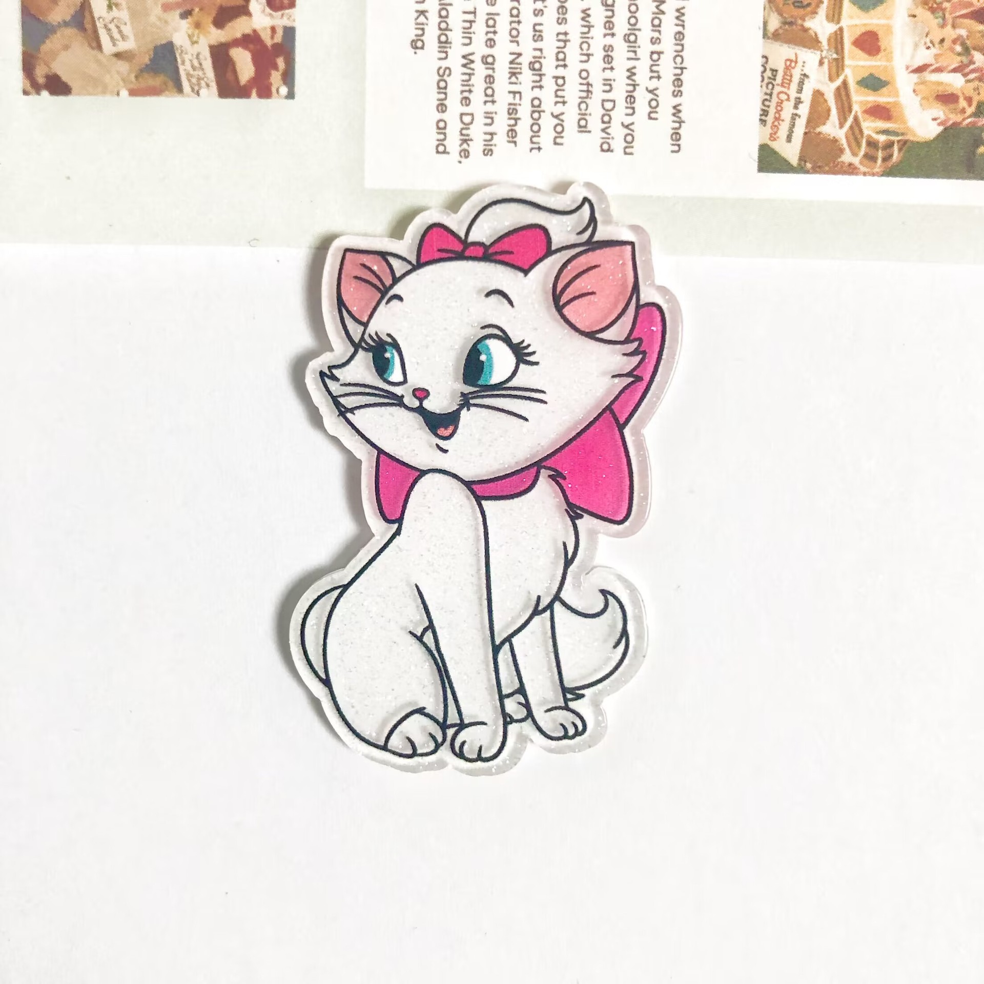 쪼그리고 앉는 헬로 키티 3.2cm * 4.8cm (싱글) 대