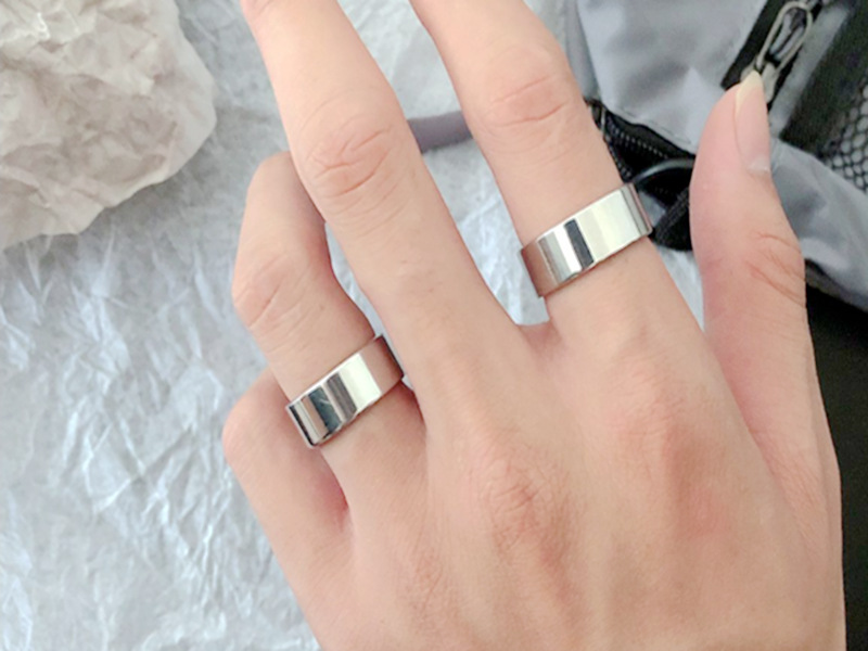 Simple Style Solid Color Titanium Steel Polishing Plating Rings 1 Piece