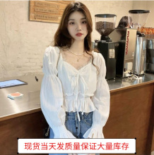 现货甜美漂亮仙气雪纺衫时尚蕾丝拼接收腰衬衫女2022春秋褶皱小衫