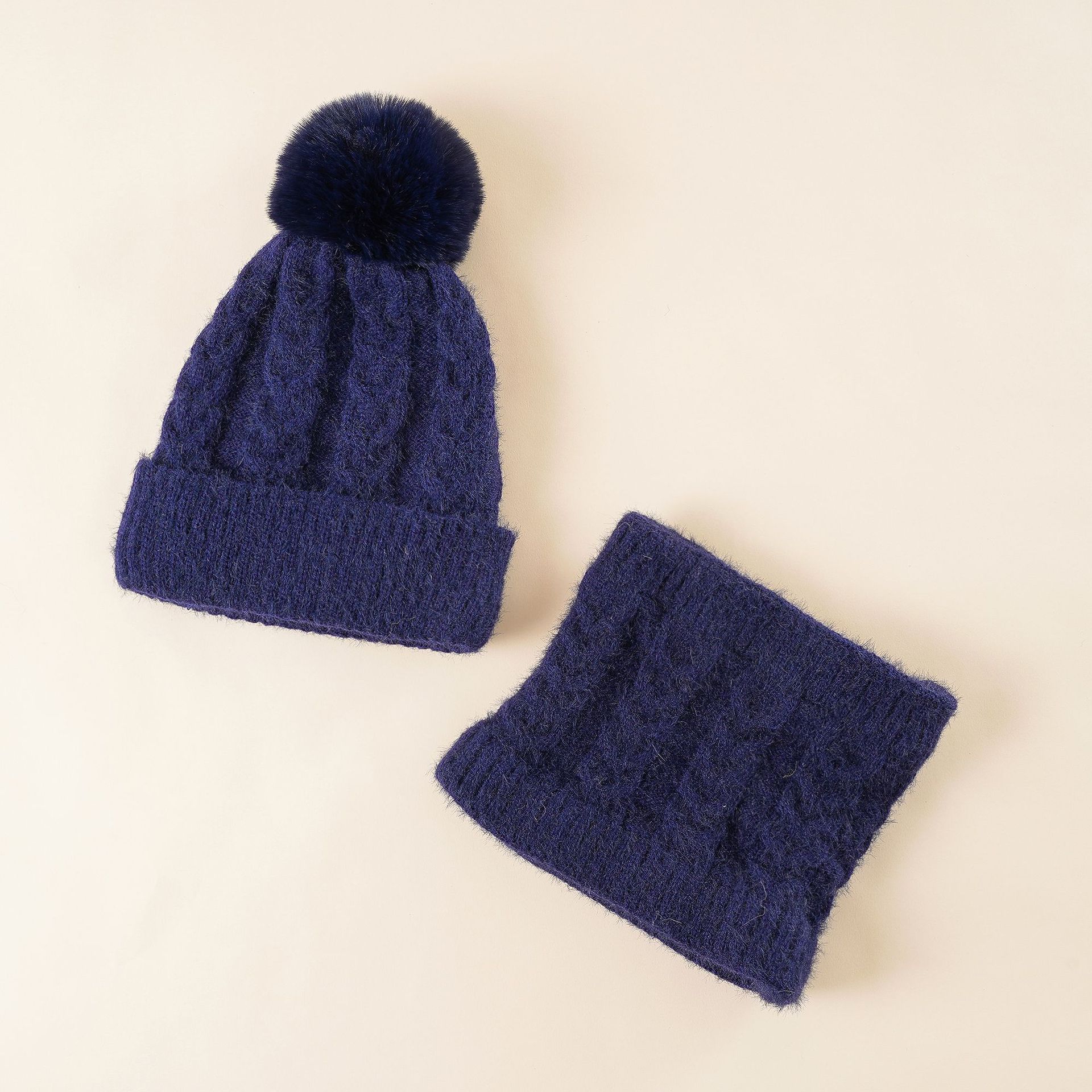 Sombrero de las mujeres de invierno cálido bufanda de dos piezas a prueba de frío sombrero de punto estilo coreano forrado de lana de invierno de color sólido sombrero image 10