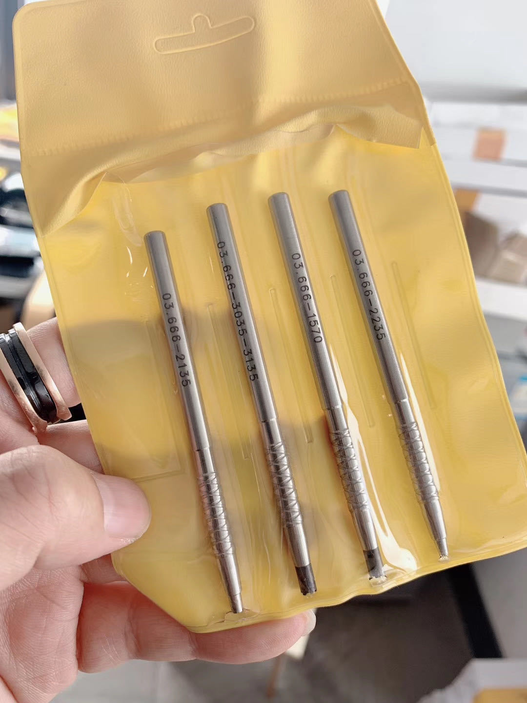 修表工具 LS 陀芯冲一套4个装 3135 2135 1570 2235 机芯