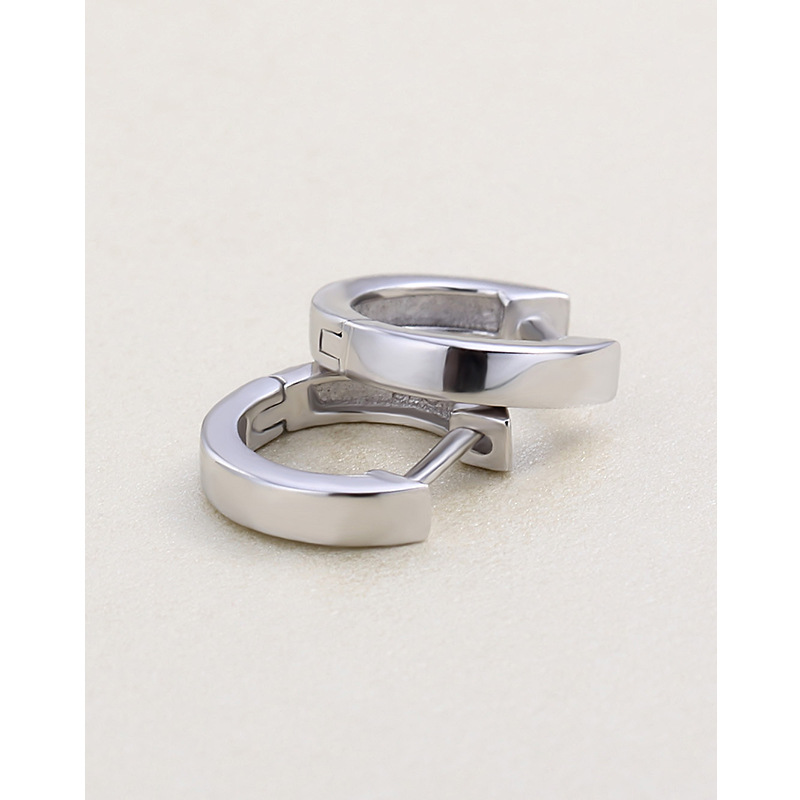 Pendientes de anillo de mujer 925 plata esterlina anillo liso oreja hebilla anillo de oreja simple estilo frío de alto grado joyería de oreja neutra para hombre
