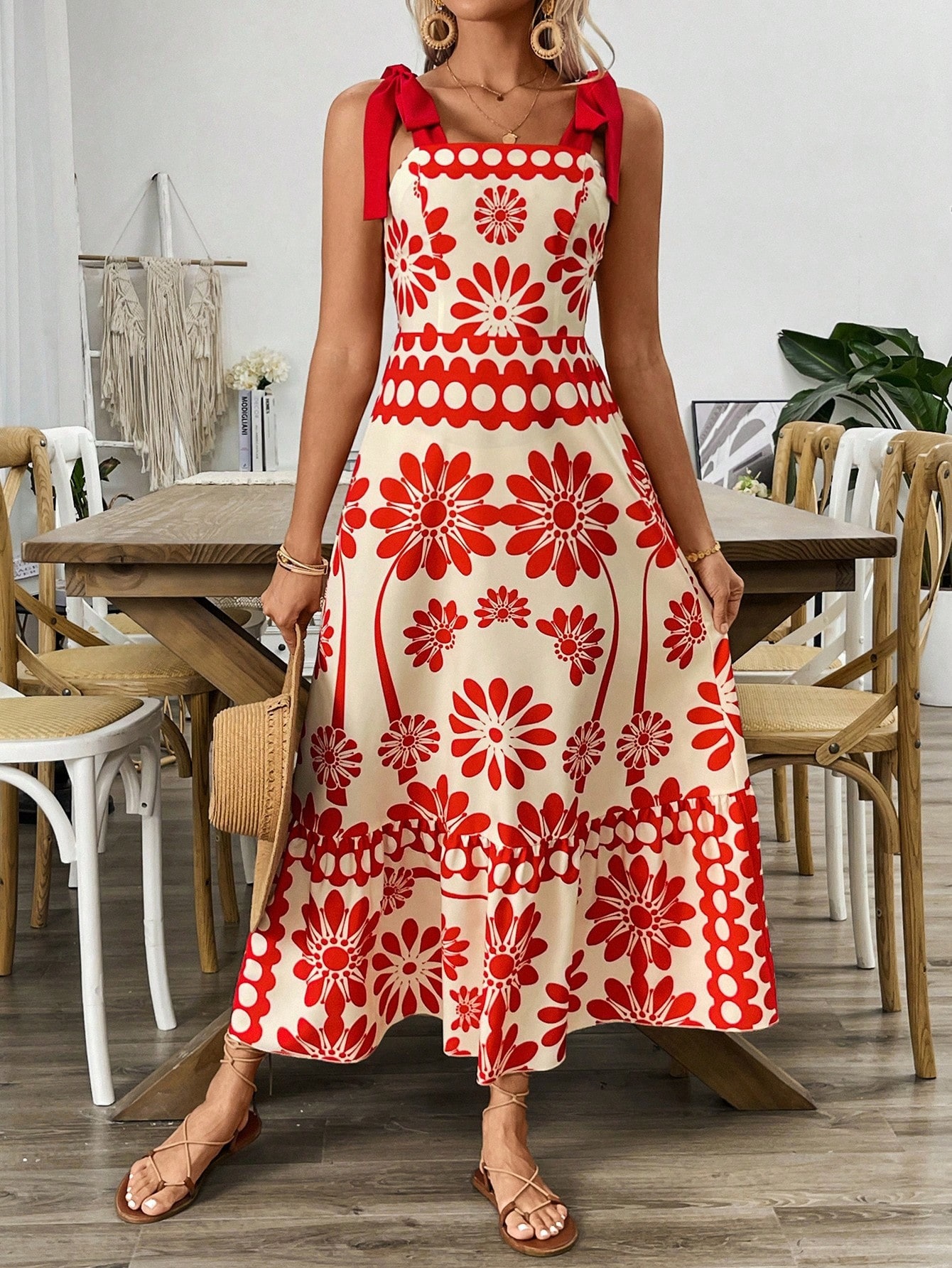 European American Foreign Trade Clothing Women's Bohemian Style With Floral Shoulder Straps And Tie-Up Long Dress_ecoleips.com