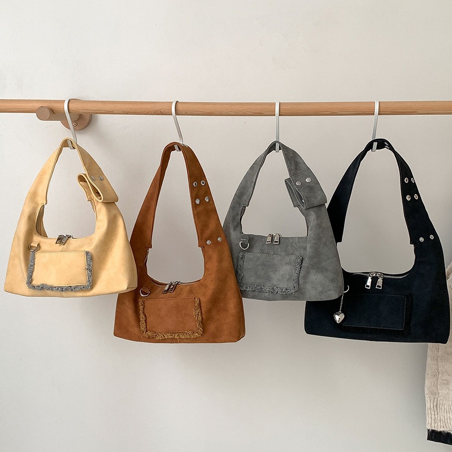 Small design capacious straps