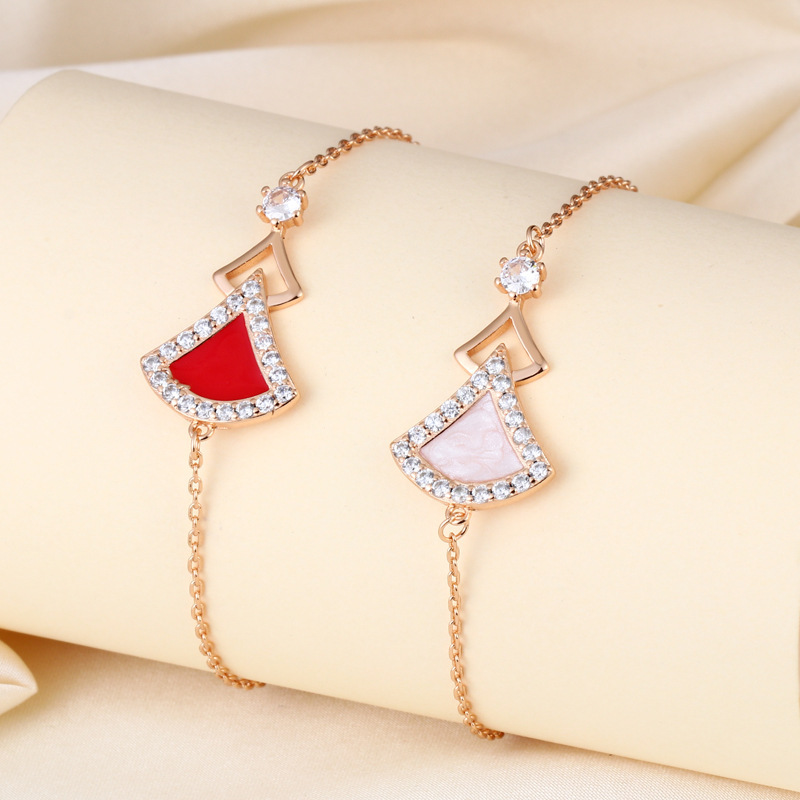 Seiko red agate two-color fan bracelet girls fashion Joker niche temperament high-end jewelry wholesale generation