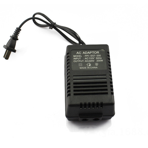 European and American voltage converter 220V to 110V Japanese and American electrical appliance converter power transformer 200w