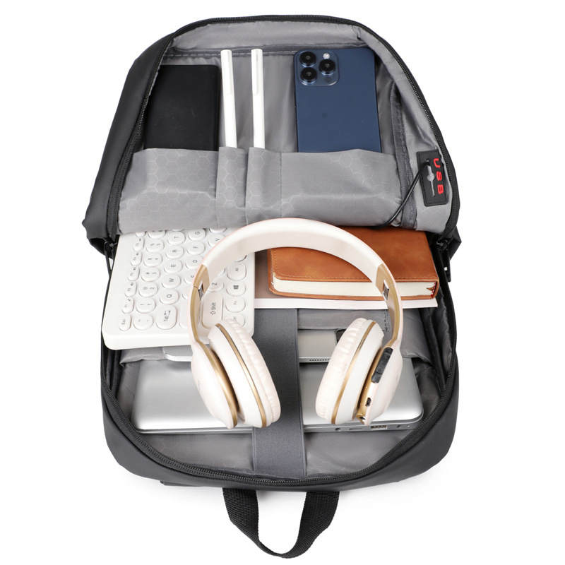 Mochila de negocios de gran capacidad para hombres nueva bolsa de computadora de oficina de color sólido simple interfaz USB mochila de negocios