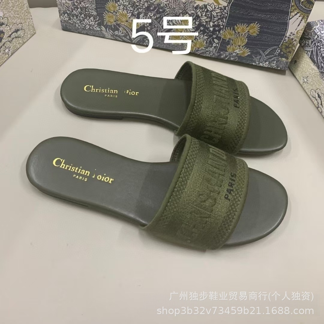Zapatillas de piso plano de moda versátiles en forma de una forma D clásica transfronteriza adecuada para extranjeros no molestes nacionales image 11