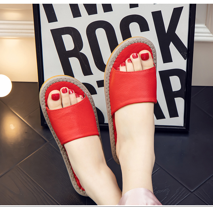 Lady Sandals Indoor Leather Rubber Quick Drying Flip Flops_voghion.com