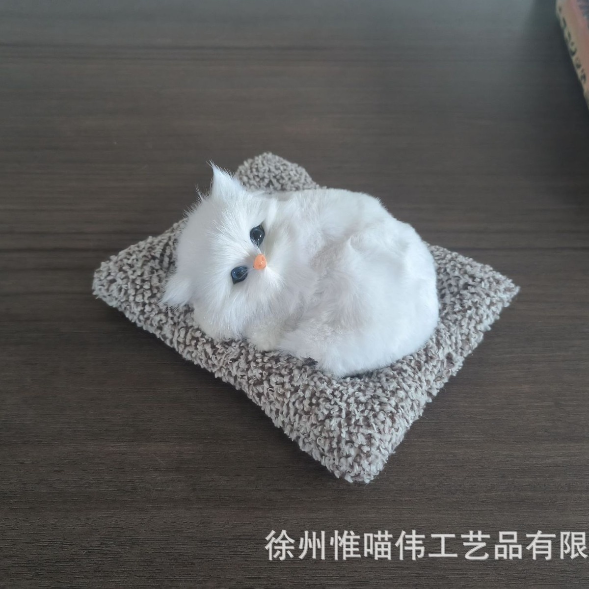 Nuevos adornos interiores de automóviles adornos de carbón activado simulación de gato decoración de consola de automóvil dormido gato mini juguete