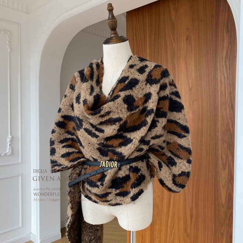 Korean quality single wool large leopard scarf scarf autumn and winter thick warm large shawl travel B
