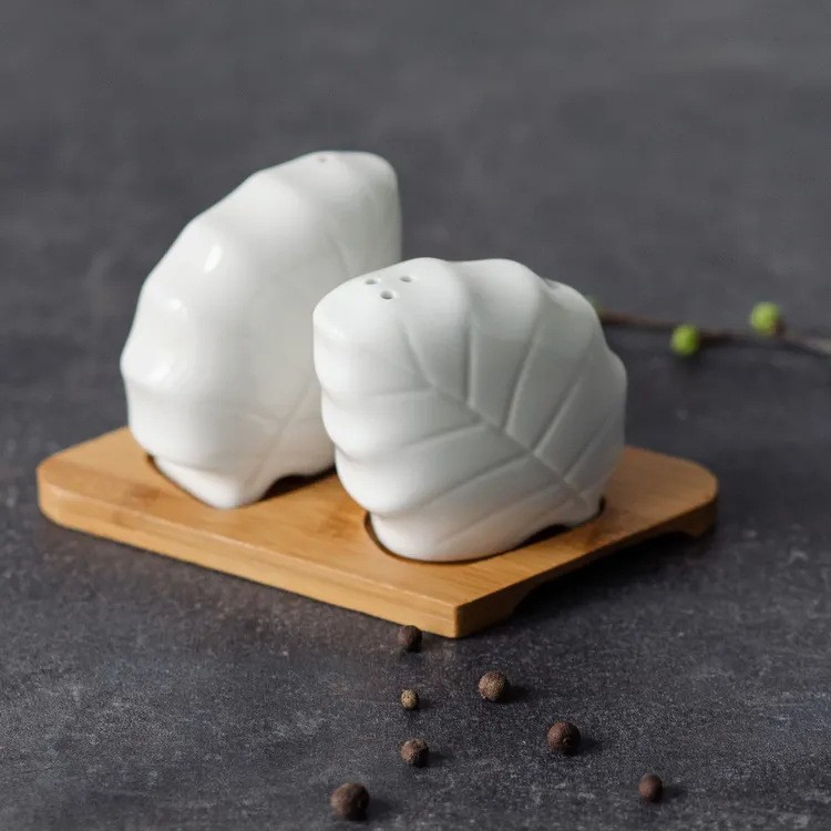 调味罐陶瓷胡椒粉瓶盐瓶调料罐调味盒餐厅家用密封瓶子厨房味具