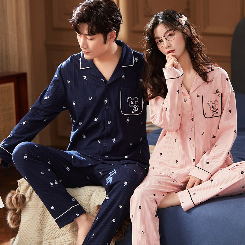 Jiao Caimeng nuevo primavera y otoño pareja pijamas de manga larga de algodón cardigan solapa color sólido de alta gama rojo traje de desgaste para el hogar