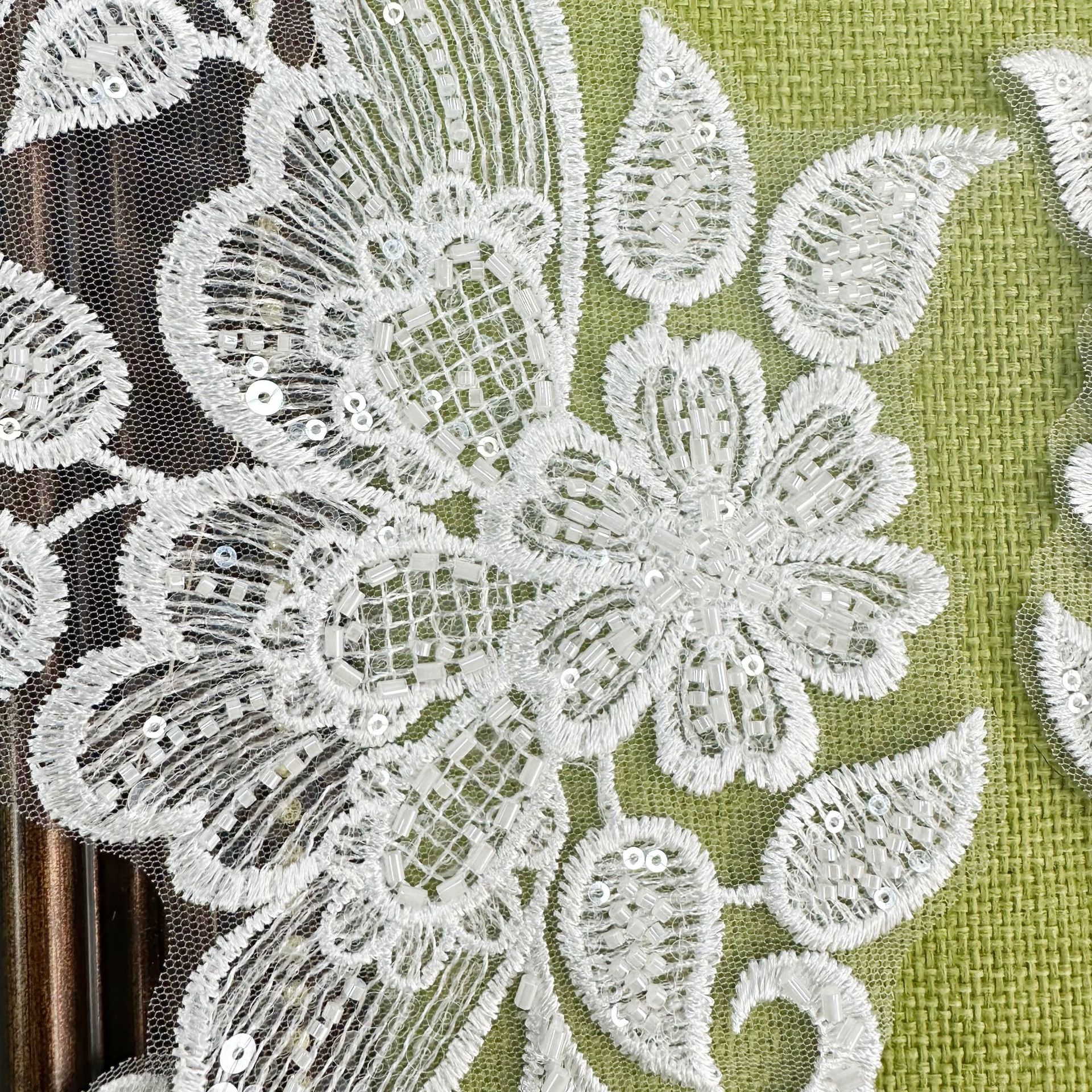 Blanco encaje bordado decal accesorios de malla vestido de boda cheongsam decoración de tela decal encaje DIY parches hechos a mano image 5