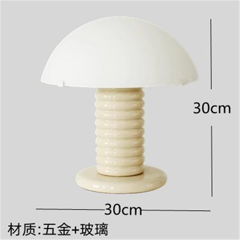クリエイティブデザイン北欧シンプルで豪華な電気スタンド寝室ベッドヘッドランプ感リビング装飾ガラス|undefined