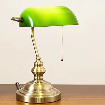 Cross-border source American decorative desk lamp retro Republic of China style bank desk lamp office study desk green desk lamp