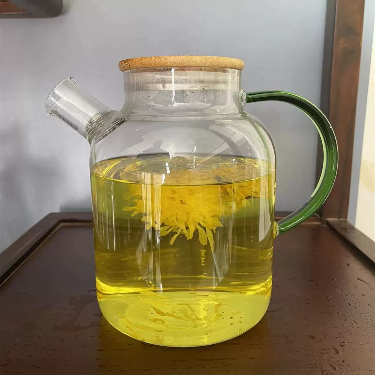 Glass teapot for home use, capacious set