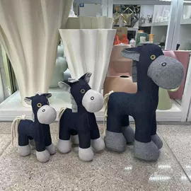 毛绒玩具;布类公仔;公仔挂件