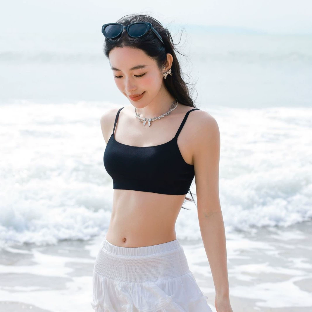 Цельный бюстгальтер с квадратным вырезом и фиксированной чашкой, мягкое, приятное для кожи нижнее белье из модала, новинка 8695