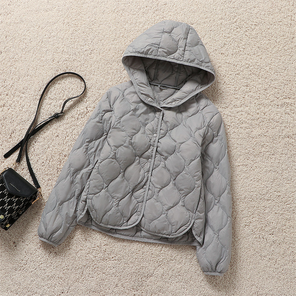 Nuevo ligero encapuchado otoño y invierno calabaza corta plumón chaqueta de mujer estilo coreano exterior calentamiento suelto chaqueta clásica universal