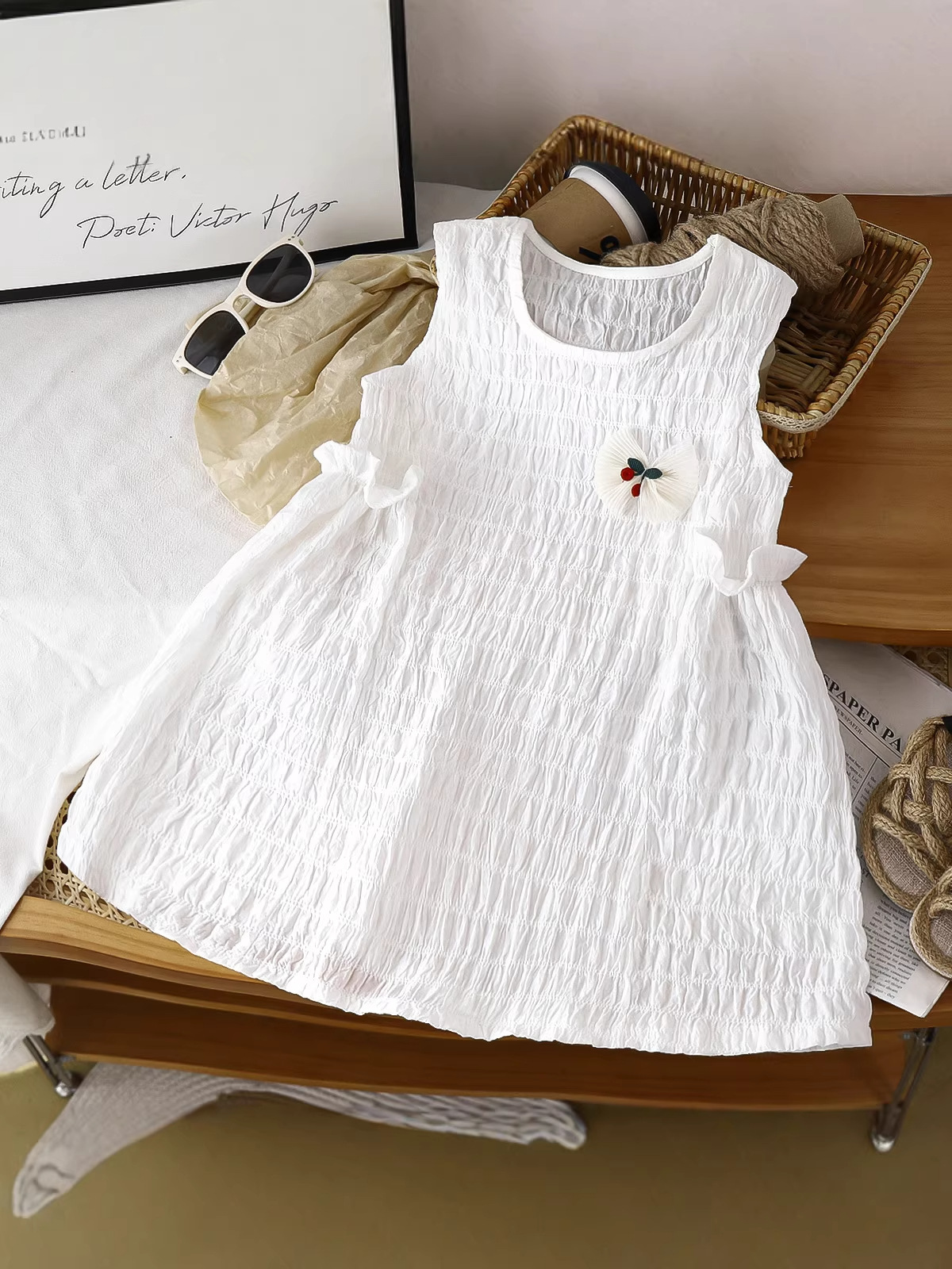 Summer white cute fresh dress girl's with bow sleevless
