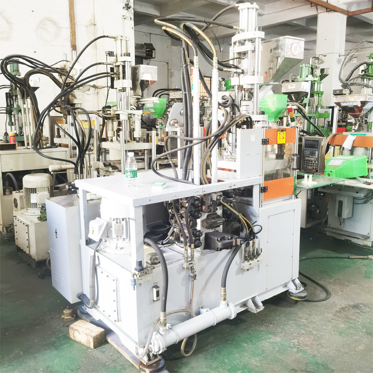 小型百塑立式高速精密滑板注塑机