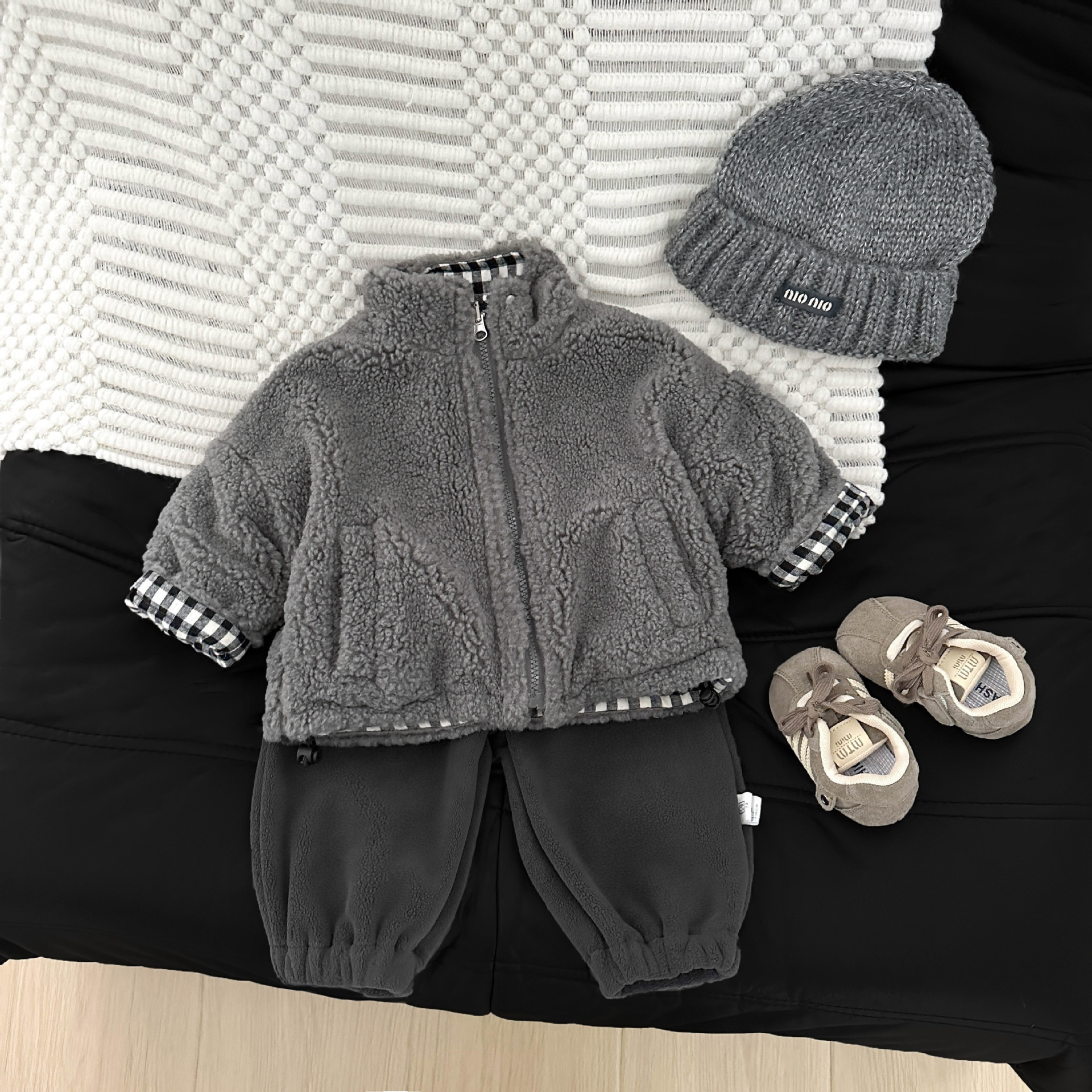 Baby Reversible Lamb Wool Cotton Jacket Autumn and Winter New Style Children's Fleece-Lined Thickeneded Warm Versatile Wool Sweater