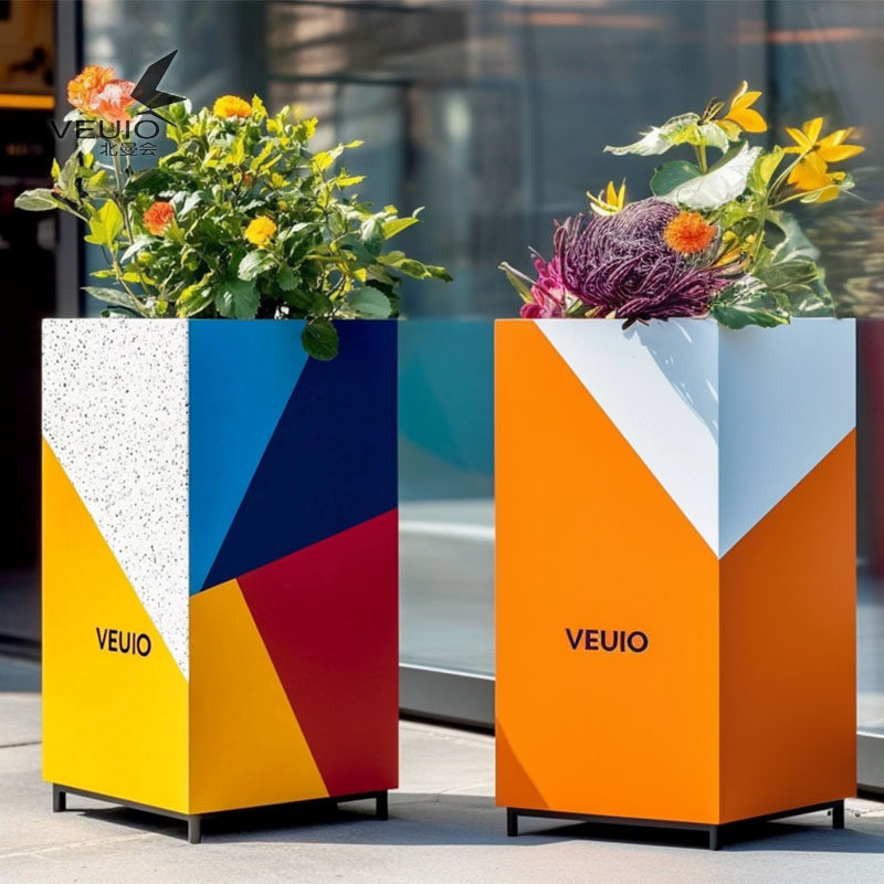 Outdoor Geometric Color-Block Iron Flower Box, Galvanized Steel Landscape Planter for Commercial Streets, Sales Centers, and Plazas